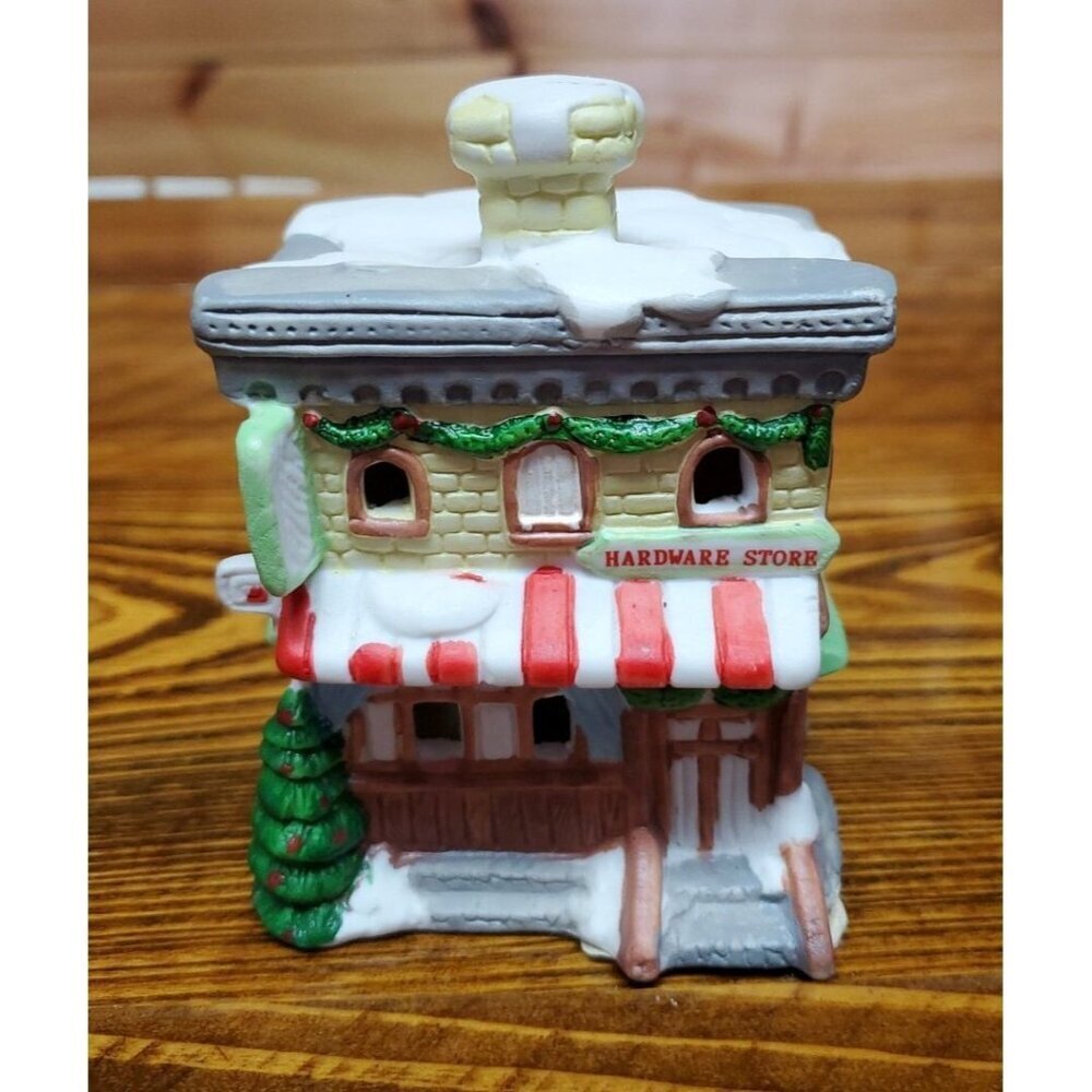 Village Hardware Store Lightable Diorama Porcelain no light Christmas decoration